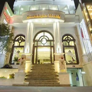 Hotel Moonlight Hotel Suites & Spa - City Center, High Floor, Great Location & Romantic River View & Dragon Bridge View